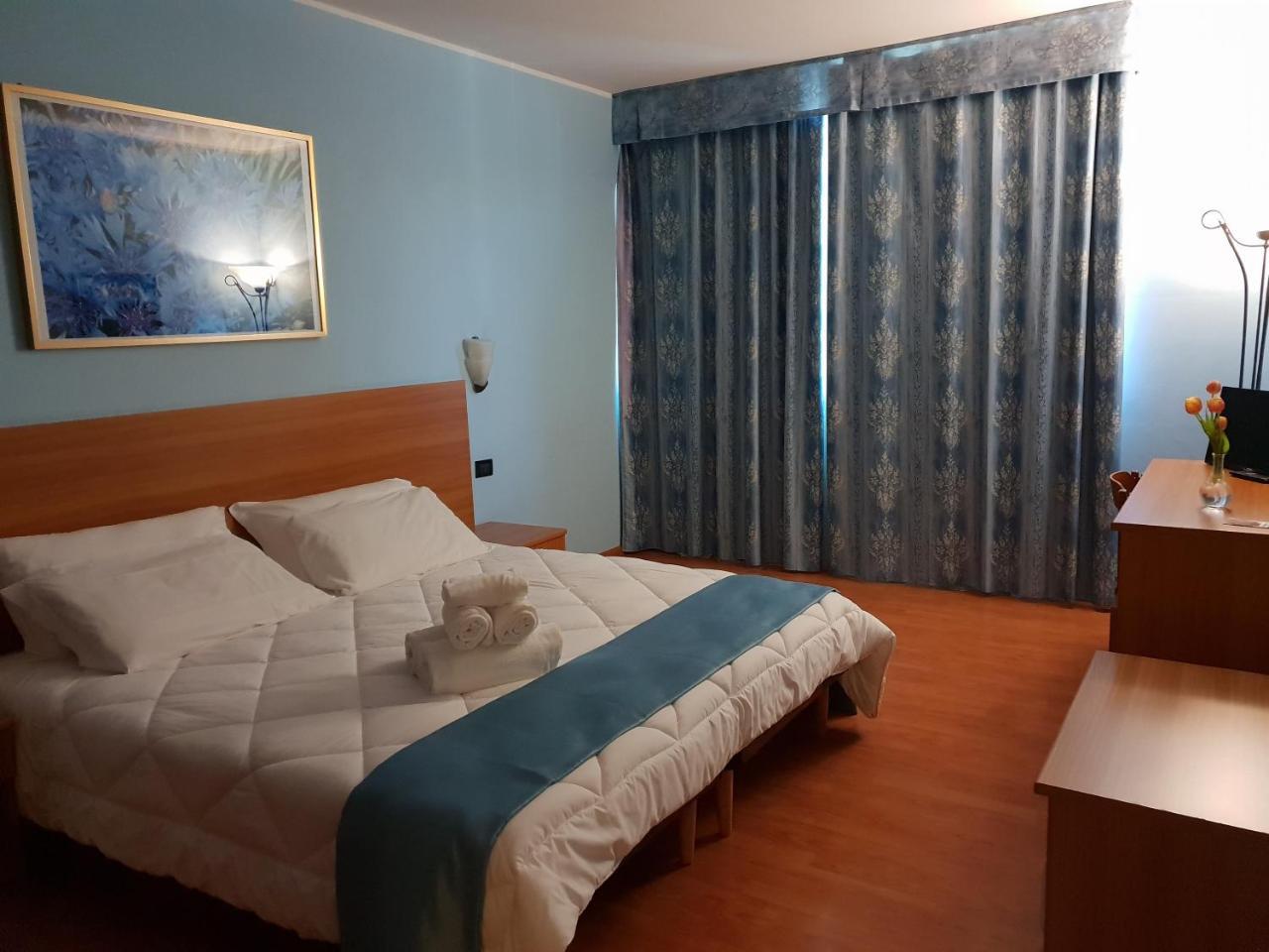 Hotel Risthotel Airport